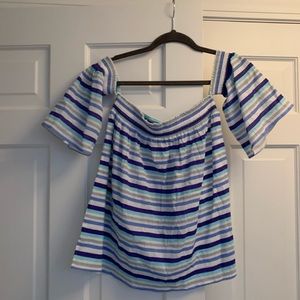 Super cute lightweight top